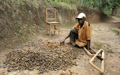 Burundi. L’olio di palma e la rinascita di Cyprien