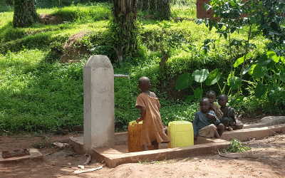 Burundi, meno malattie con l’acqua potabile