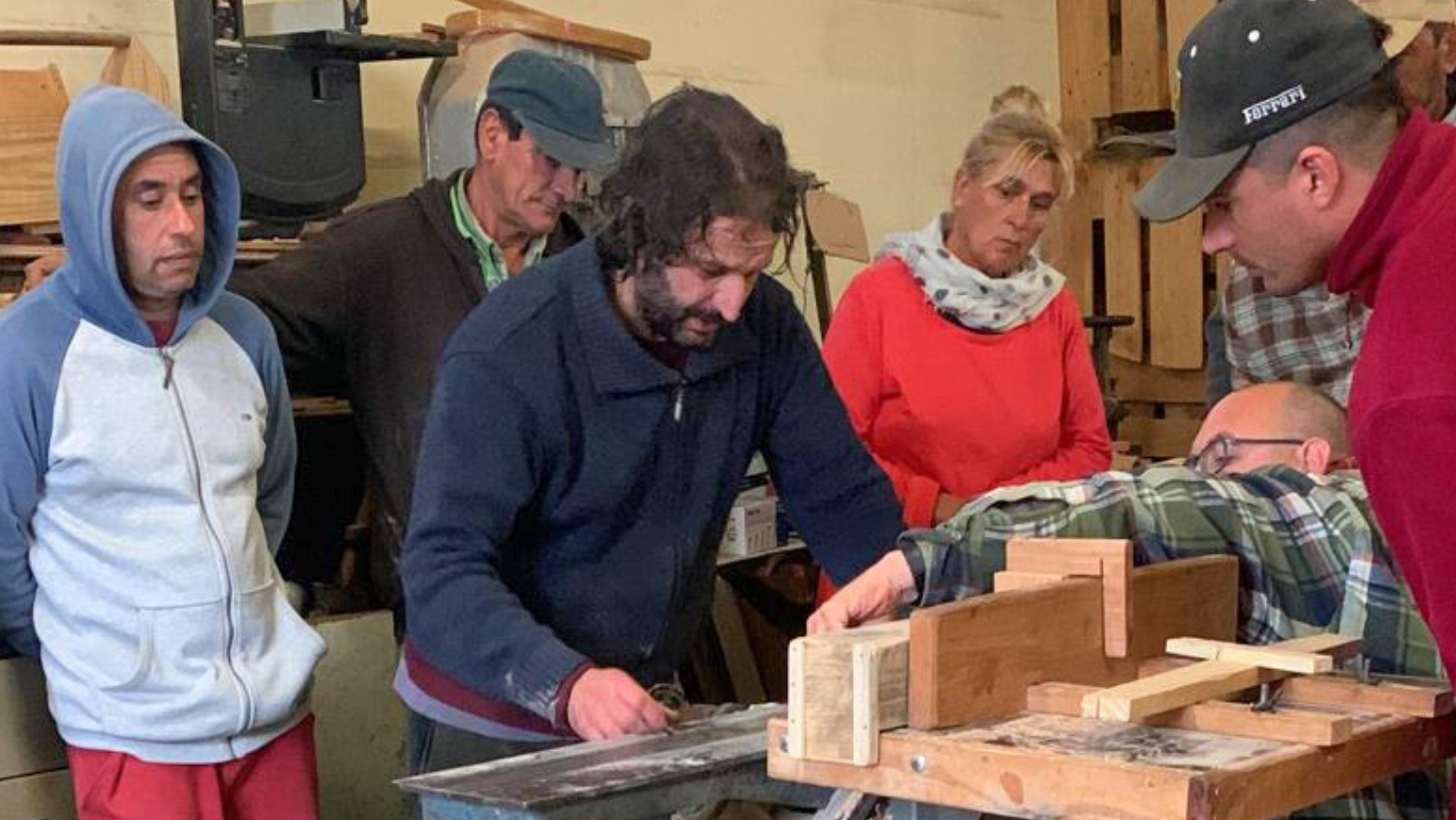 URUGUAY - corso di falegnameria in carcere
