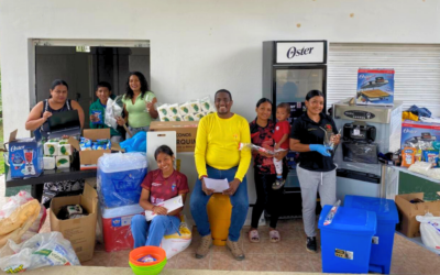 Ecuador: from shrimp to coconut, Sálima’s youth refuse to give up