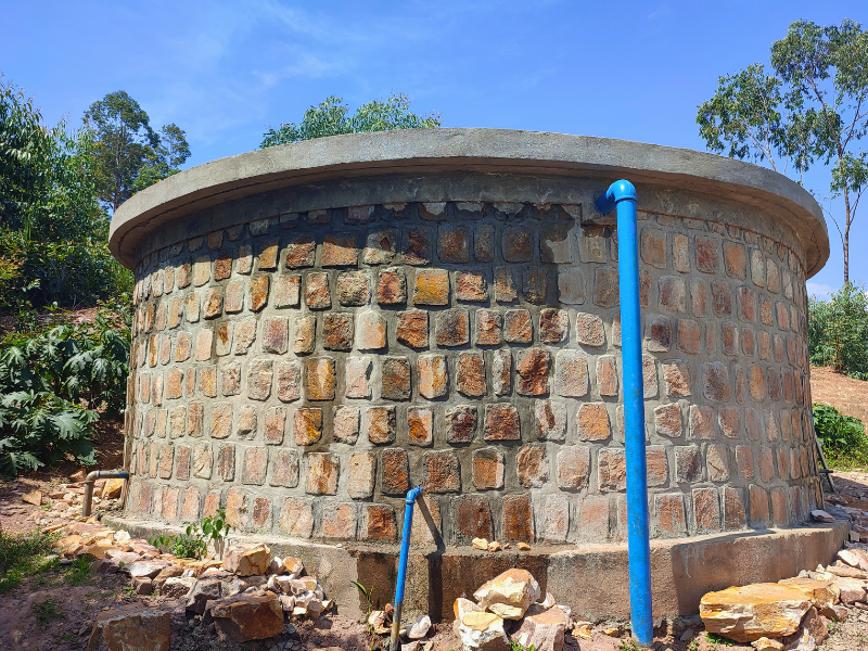 Uno dei 14 serbatoi idrici riabilitati nella provincia di Cibitoke per il nuovo acquedotto.